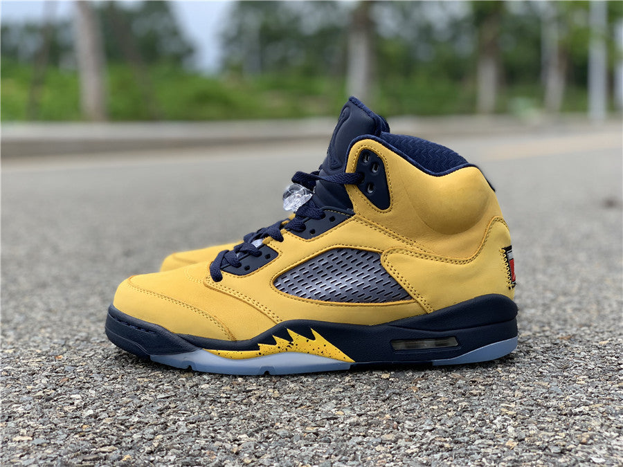 Air jordan clearance 5 sp michigan