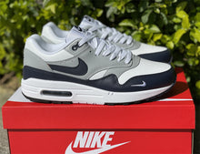 Load image into Gallery viewer, Nike air max 1 blue
