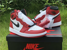 Load image into Gallery viewer, Air Jordan 1 retro high Chicago
