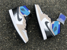 Load image into Gallery viewer, Air Jordan 1 high multi color
