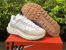 Load image into Gallery viewer, Nike vaporwaffle sacai
