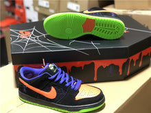 Load image into Gallery viewer, Dunk Low SB Halloween
