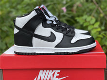 Load image into Gallery viewer, Nike Sb dunk high
