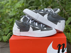 Nike blazer low sacai iron grey