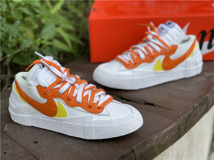 Nike blazer low sacai white magma orange