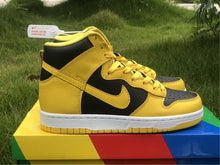 Load image into Gallery viewer, Sb dunk high black varsity
