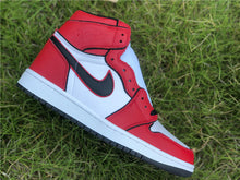 Load image into Gallery viewer, Air Jordan 1 high red
